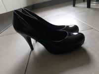 Tamaris Lack Pumps gr.39 Niedersachsen - Embsen Vorschau