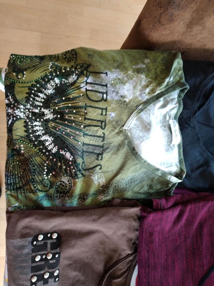 Ulla Popken überraschungdpaket t Shirts  58/60 in Ellwangen (Jagst)