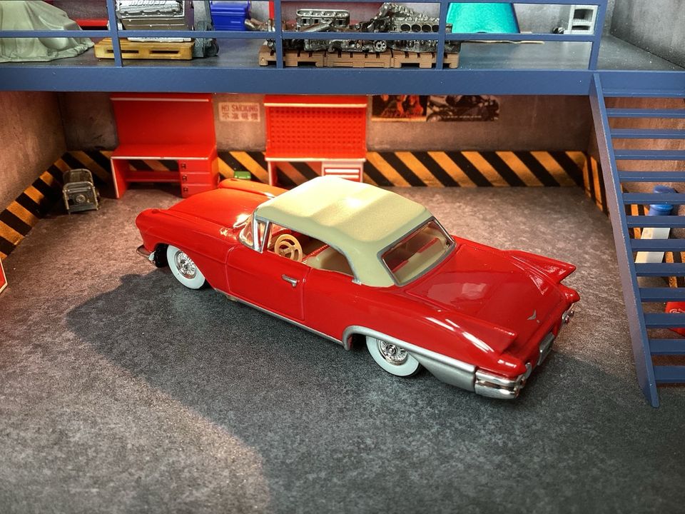 1:64 Hot Wheels 1957 Cadillac Eldorado Biarritz in Meerbusch