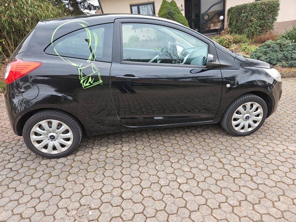 Ford Ka 1,2 Titanium in Lebach