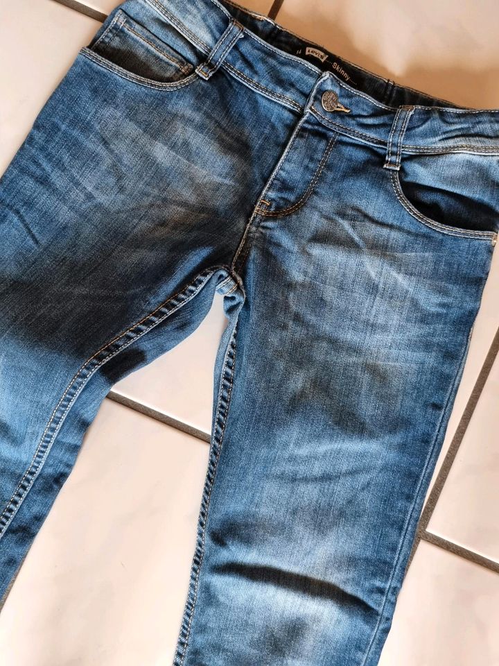 Levi's Skinny Jeans Gr. 164 in Selm