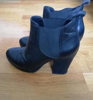 Stiefeletten Görtz Gr. 38 Chelsea Boots Sachsen-Anhalt - Halle Vorschau