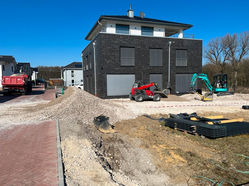 Gartenbau Garten Landschaftsbau Erdbewegung  Baggerarbeiten in Oer-Erkenschwick