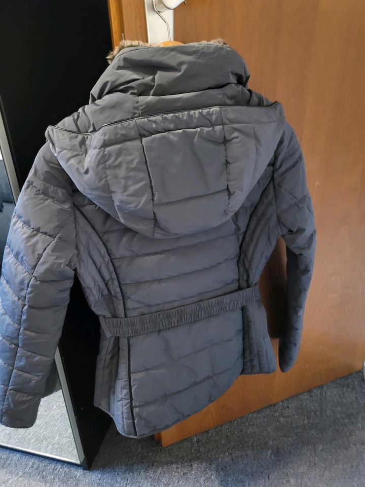 Winterjacke von Daniel Hechter Größe 32 in Ritterhude