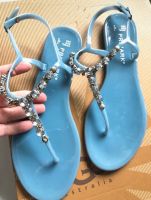 Damen Sandalen 39 mit Schmucksteinen flach blau Köln - Mülheim Vorschau