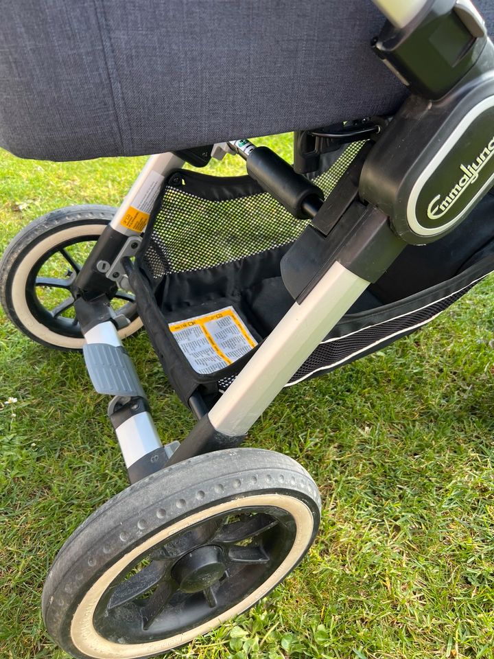 Emmaljunga NXT90 F, Kinderwagen, Buggy, viel Zubehör in Oberschneiding