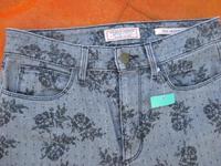 NEU m. E. Rosen Blüten Punkte Röhren Skinny Jeans Hose GUESS Baden-Württemberg - Bammental Vorschau