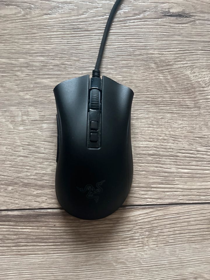 Razer Deathadder v2 Gaming Maus in Speyer