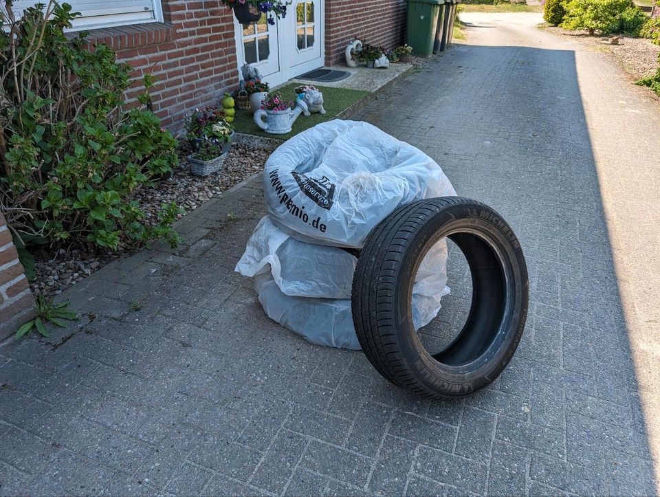 4 Sommerreifen Michelin Primacy 3 215/55 R17 94W in Munster