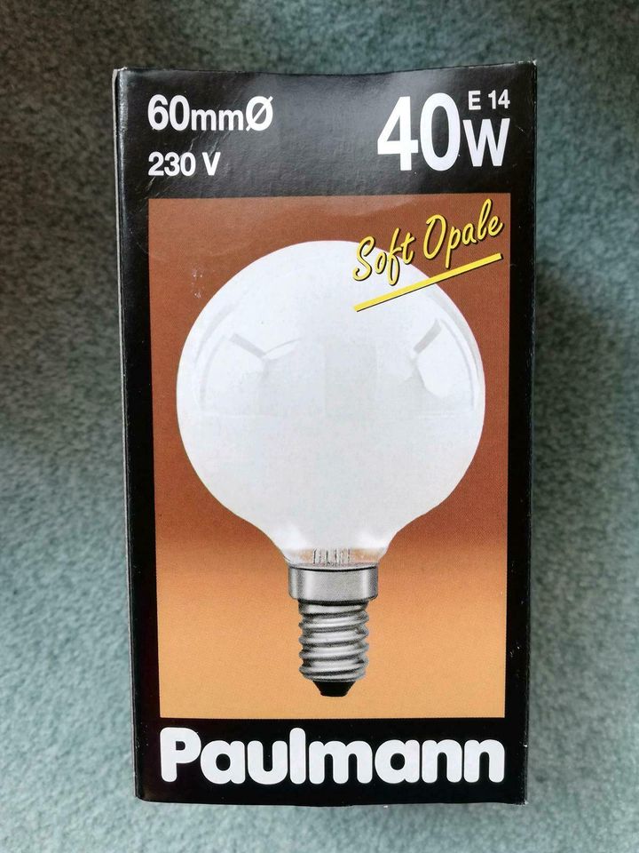 Deckenleuchter mit 29x 40w E14 Ersatzbirnen, Messing Lampe in Nachtsheim