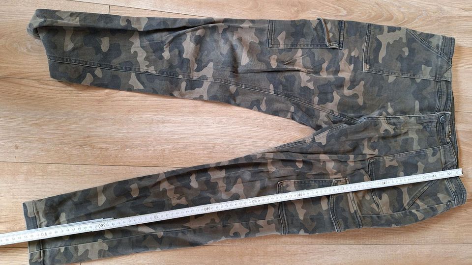 Hose Jeans Camouflage M 36 38 in Markneukirchen