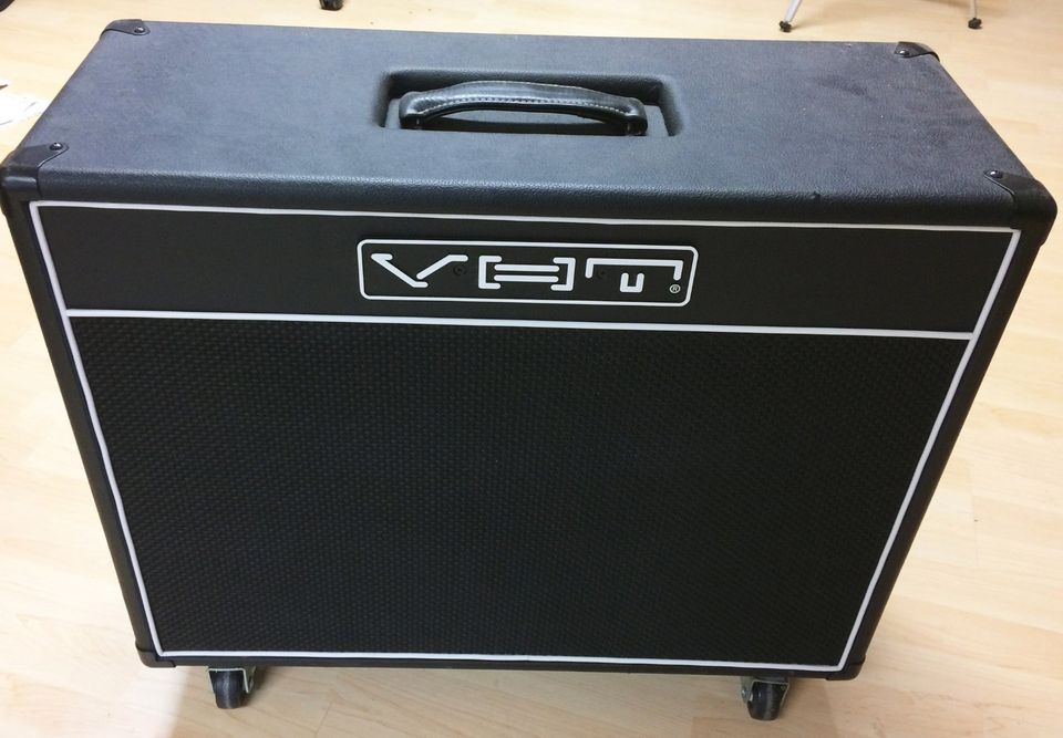 VHT SPECIAL 6  212 C  2 x 12" BOX in Witten