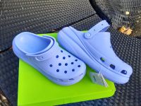 CROCS Crush Clogs Plateau Schuhe Pantoletten Jelly LILA 42 43 NEU Schleswig-Holstein - Kastorf Vorschau