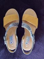 Sandale BOBS von Skechers Größe 36 München - Trudering-Riem Vorschau