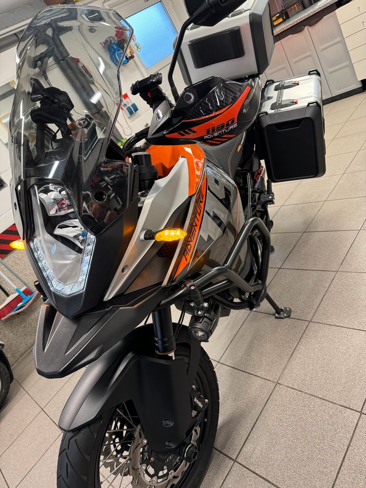 KTM 1190 Adventure S, Top-Gepflegt, wenig Km, viel Zubehör in Unna