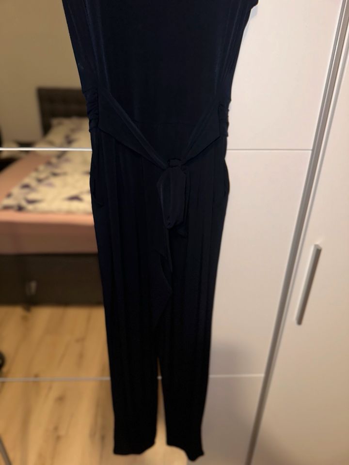 Damen jumpsuit/ Einteiler Esprit gr. M in Apolda