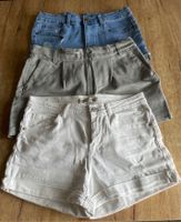 Kurze Hosen Jeans Stoff weiß/blau/grau Thüringen - Bad Salzungen Vorschau