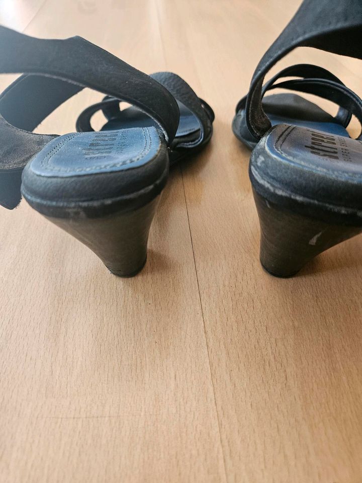 Sandale, schwarz  38 von Street in Soltau
