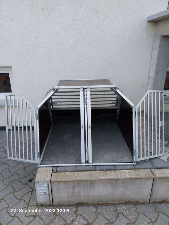 Hundebox Doppelbox für KFZ in Gronau (Leine)