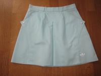 Hübscher Tennis-Rock Marke adidas mint Gr. 36 Kr. München - Planegg Vorschau