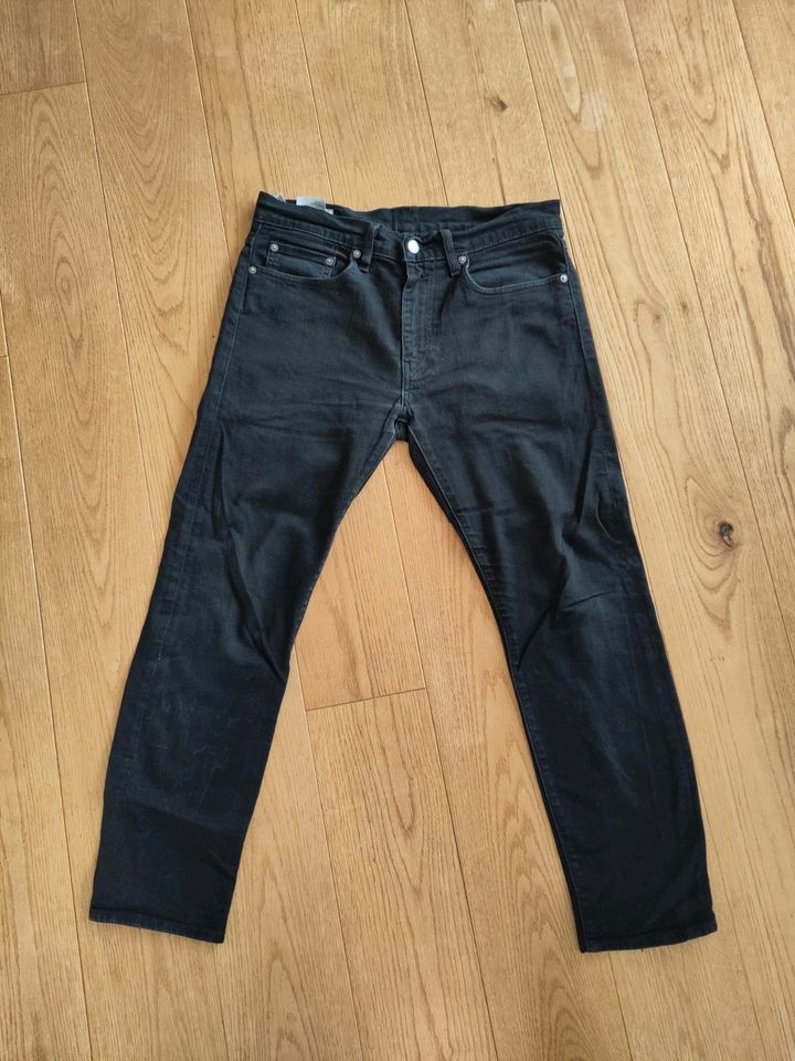 Levi's 502 31 32 tapered in Hiltrup