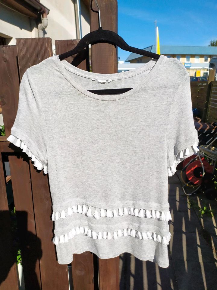 T-Shirt grau Gr. S neu in Bargteheide