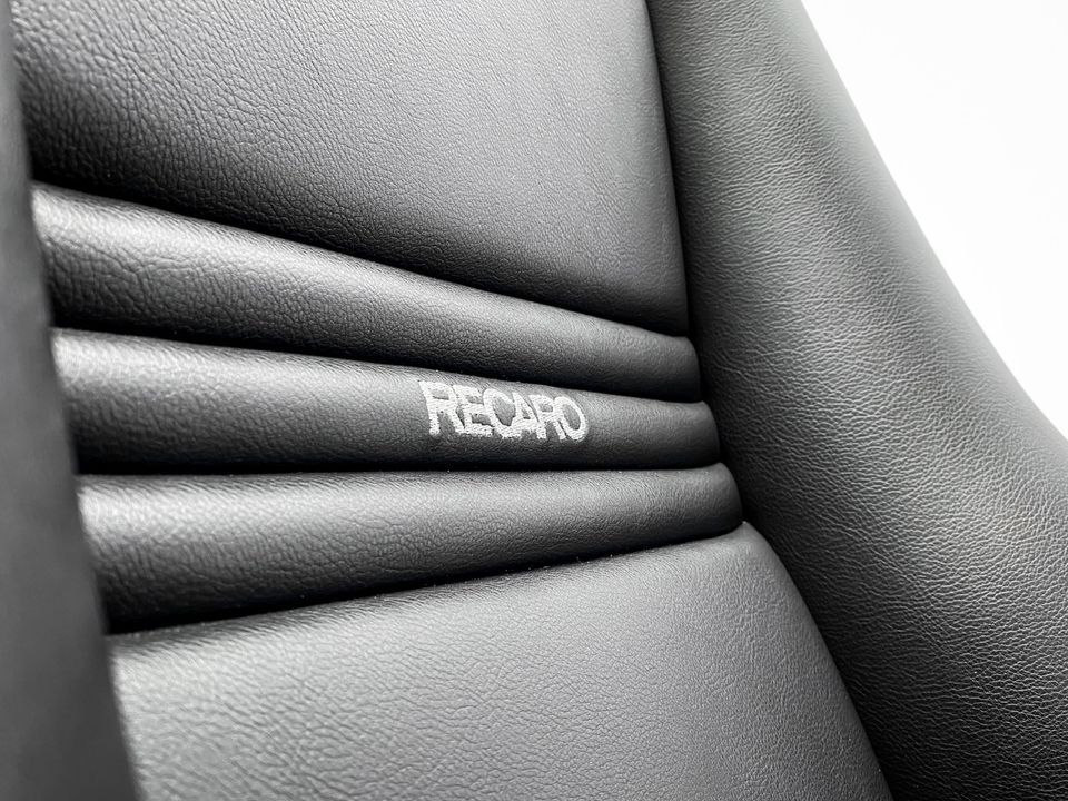 RECARO Specialist M (LX) K. Leder Schwarz Sitz in Kranenburg