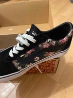 Vans Schuhe Gr. 38,5 NEU Nordrhein-Westfalen - Erftstadt Vorschau