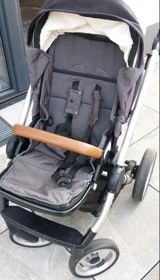 Mutsy Evo Kinderwagen in Mainz