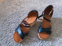Schuhe Keilsandaletten Sandaletten Cox 38 Leder Neu Sommer Urlaub Rheinland-Pfalz - Heidesheim Vorschau