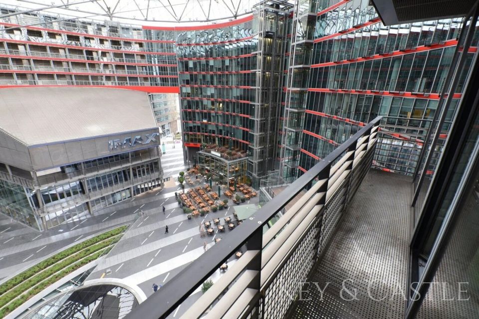 Großes exklusives Apartment im Sony Center - Wohnung 61 in Berlin