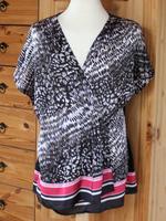 OLSEN WICKEL BLUSE SHIRT SCHWARZ WEISS GRAU ROSA 44/46 NEU!!! Hessen - Felsberg Vorschau