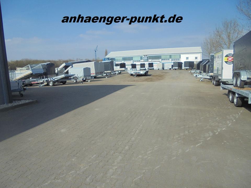 PKW ANHÄNGER Baumaschinen / Baggertransporter Tieflader 2700 kg in Rheinberg