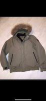 Tommy Hilfiger Winterjacke Gr.164 Niedersachsen - Ebstorf Vorschau