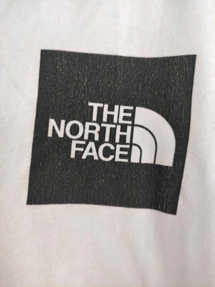 The North Face Shirt sehr gut erhalten in Oldenburg