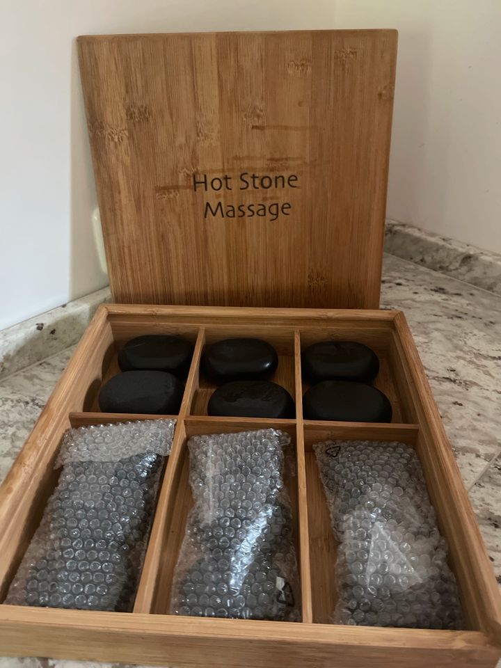 Hot Stone Massage Steine Set in Stelle