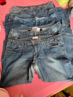 Jeans in Größe 50,4 Stück Hannover - Vahrenwald-List Vorschau