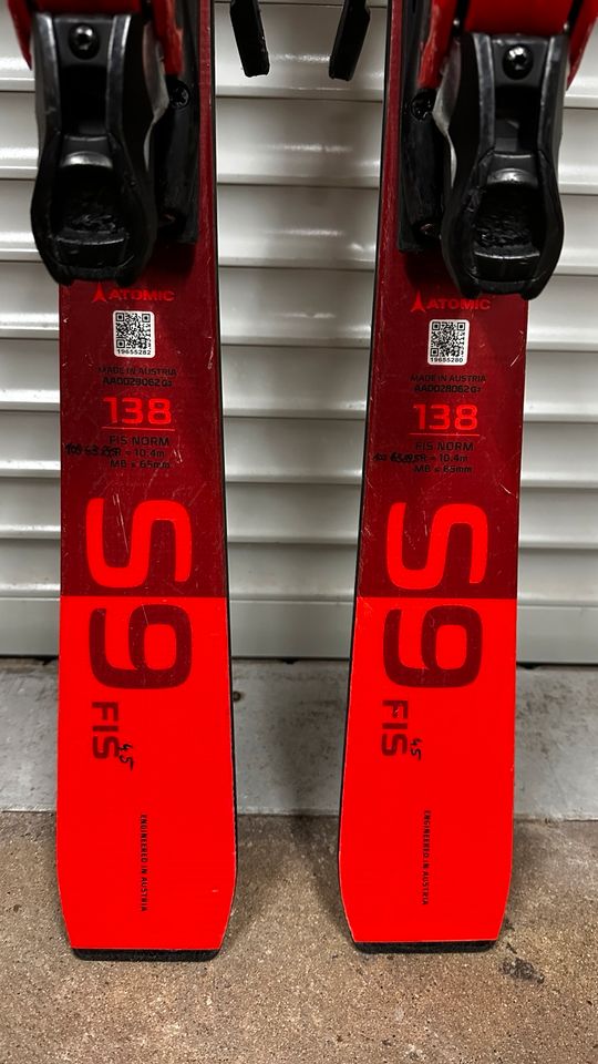 Atomic S9 Jr. 138 FIS Ski in Elgersburg