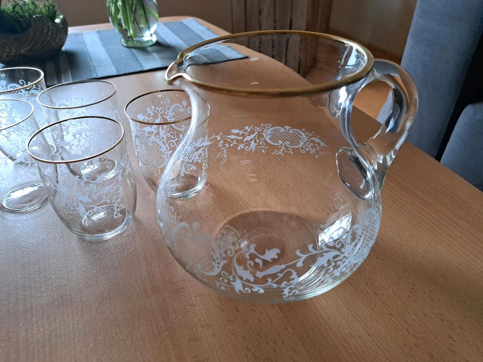 Glas Karaffe mit Gläsern in Heringen (Werra)