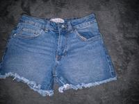 Kurze Jeans Hotpants Größe 34 Saarland - Homburg Vorschau