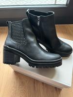Tamaris Chelsea Boots, Größe 39, NEU Nordrhein-Westfalen - Schwerte Vorschau