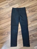 Handmade Sweatleggings schwarz Größe 104 Nordrhein-Westfalen - Kerpen Vorschau