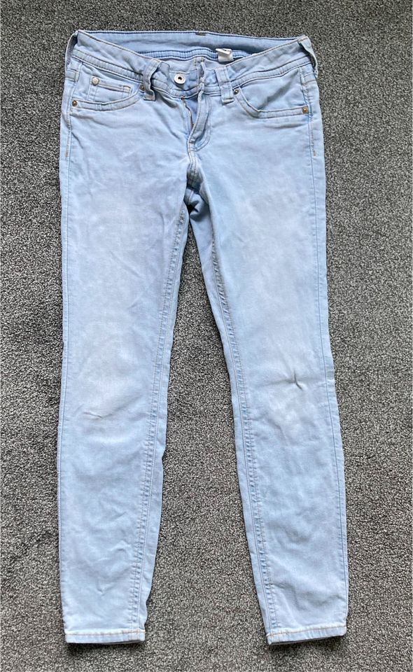 Jeans ,Gr.40 von H&M in Kasbach-Ohlenberg