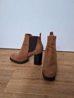 neuwertige Stiefel braun Wildleder West - Unterliederbach Vorschau