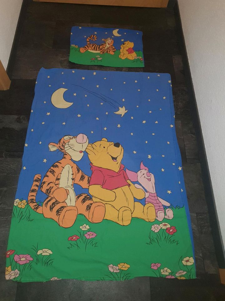 Winnie puuh Bettwäsche fürs kleine bett in Affalterbach  