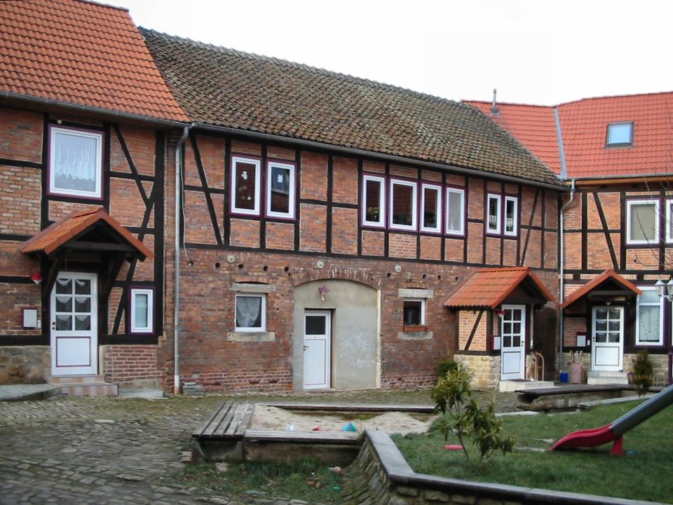 3-Raum-Reihenhaus komplettes 1.OG auf Ex-Bauernhaus in Beendorf