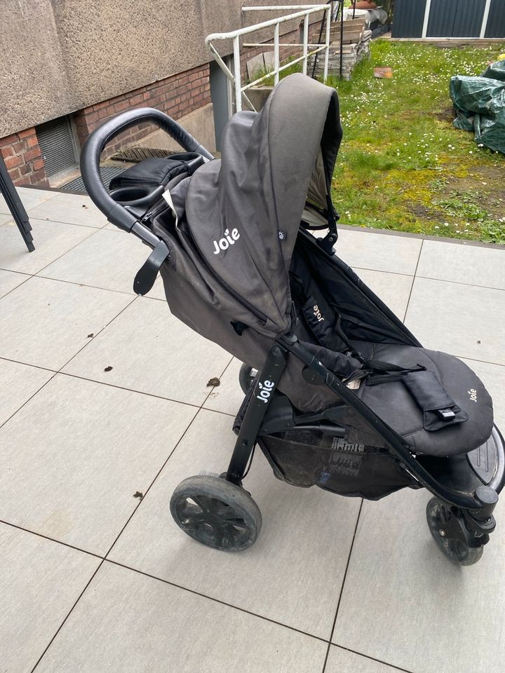 Kinderwagen in Duisburg