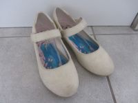 Eiskönigin Elsa Frozen Stöckelschuhe Schuhe mit Absatz Gr. 33 Rheinland-Pfalz - Wöllstein Vorschau