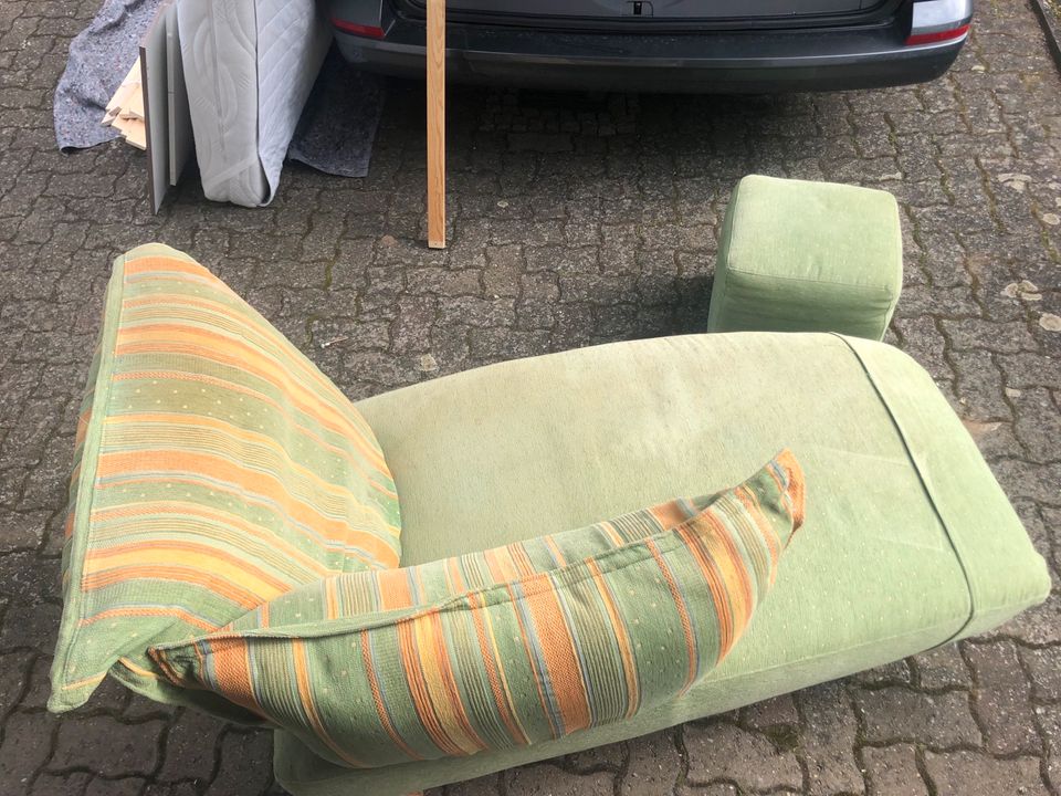 Chaiselongue / Recamiere /Sofa escape in Braunschweig