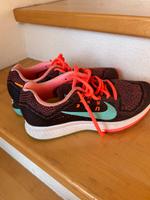 Nike Laufschuhe bunt Bayern - Puchheim Vorschau